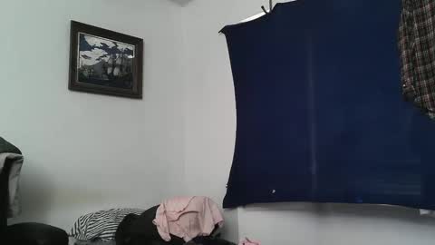 Snapshot of tweeter74 chatting on 09/08/25, 03:33 Tweeter74 online show from 09/08/25, 03:33