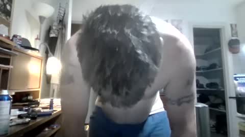 Snapshot of tweeter74 chatting on 09/19/25, 01:23 Tweeter74 online show from 09/19/25, 01:23