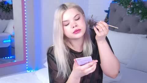 Hallie online show from 01/13/25, 01:23