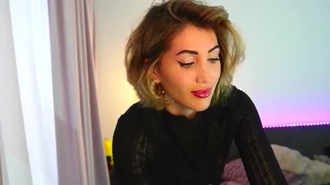 Snapshot of tweety_twist chatting on 10/06/25, 09:07 MayCarrey online show from 10/06/25, 09:07