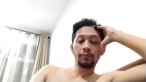 Snapshot of tweewoons chatting on 04/22/26, 04:08 joe online show from 04/22/26, 04:08