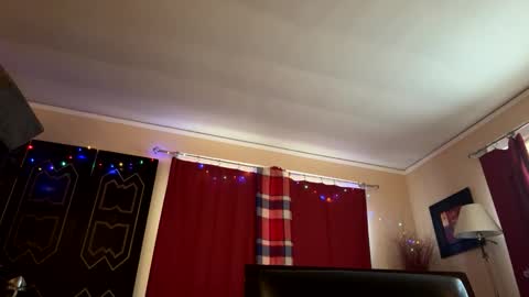 Snapshot of twerkandjerkk chatting on 02/17/26, 01:40 twerkandjerkk online show from 02/17/26, 01:40