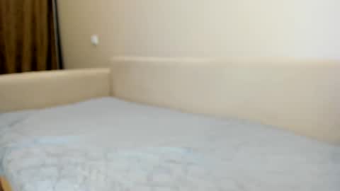 new hot online show from 12/22/25, 05:48