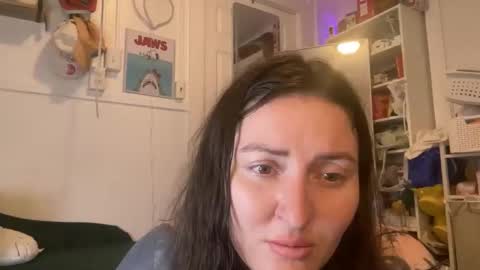 Elle online show from 04/16/26, 10:01