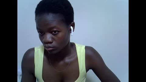 Snapshot of twerlie chatting on 03/26/26, 08:20 Twerlie online show from 03/26/26, 08:20