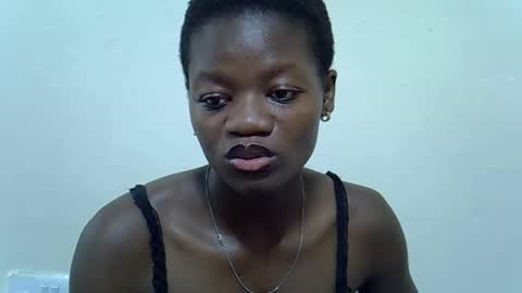 Snapshot of twerlie chatting on 04/06/26, 06:14 Twerlie online show from 04/06/26, 06:14