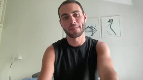 Snapshot of twikboy chatting on 01/09/25, 04:19 Twinkboy online show from 01/09/25, 04:19