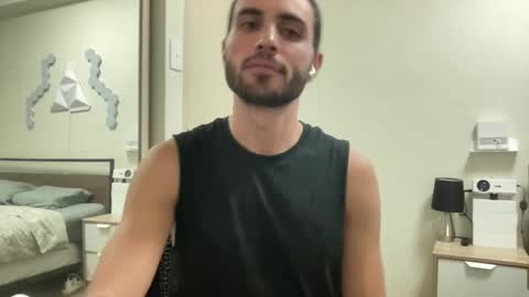 Snapshot of twikboy chatting on 02/05/25, 11:34 Twinkboy online show from 02/05/25, 11:34