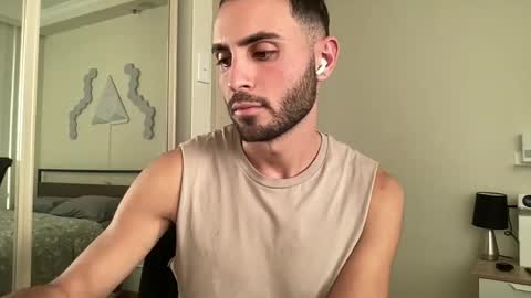 Snapshot of twikboy chatting on 02/18/25, 08:05 Twinkboy online show from 02/18/25, 08:05