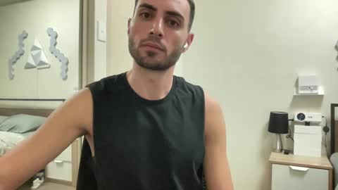 Snapshot of twikboy chatting on 02/27/25, 12:34 Twinkboy online show from 02/27/25, 12:34