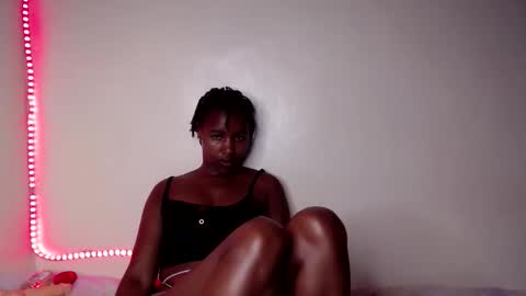 Snapshot of twilight_rose chatting on 10/29/25, 06:48 Twillight online show from 10/29/25, 06:48