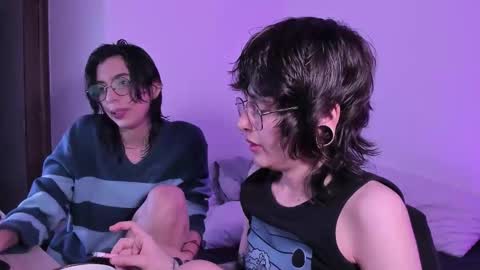 Snapshot of twilightmuses chatting on 10/29/25, 11:39 Eve Lili online show from 10/29/25, 11:39