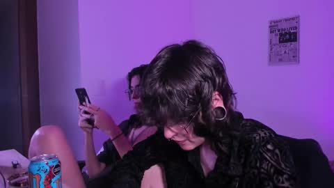 Snapshot of twilightmuses chatting on 11/20/25, 09:47 Eve Lili online show from 11/20/25, 09:47