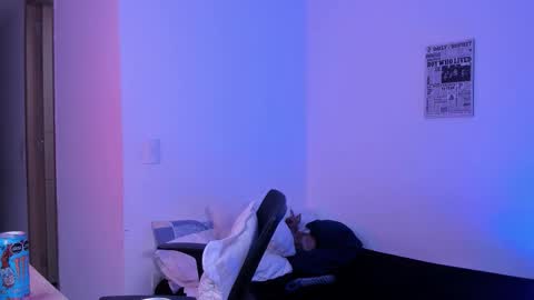 Eve  Lili online show from 12/19/25, 10:28