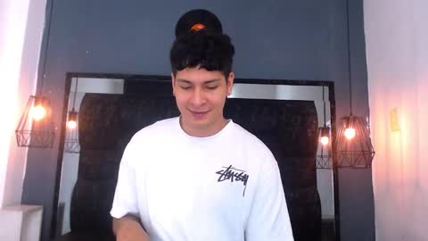 Snapshot of twink_bunny chatting on 02/06/26, 03:55 samu online show from 02/06/26, 03:55