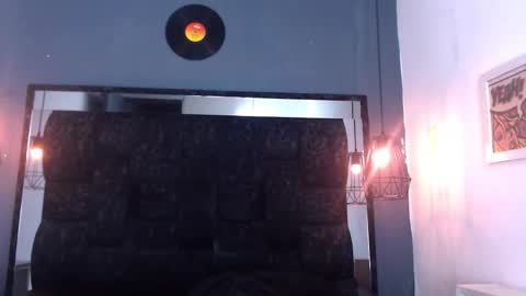 Snapshot of twink_bunny chatting on 03/12/26, 04:18 samu online show from 03/12/26, 04:18