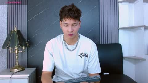 Snapshot of twink_bunny chatting on 04/02/26, 07:33 samu online show from 04/02/26, 07:33