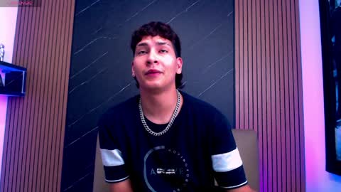 Snapshot of twink_bunny chatting on 04/04/26, 03:38 samu online show from 04/04/26, 03:38