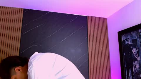 Snapshot of twink_bunny chatting on 04/22/26, 02:47 samu online show from 04/22/26, 02:47