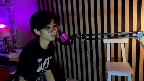 Snapshot of twink_sebas7 chatting on 04/22/26, 12:07 Sebastin online show from 04/22/26, 12:07