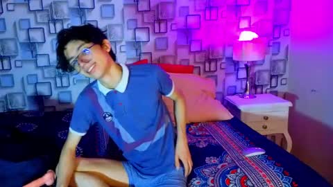 Snapshot of twink_sebas7 chatting on 04/23/26, 12:15 Sebastin online show from 04/23/26, 12:15