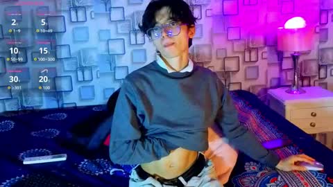 Snapshot of twink_sebas7 chatting on 04/24/26, 12:18 Sebastin online show from 04/24/26, 12:18