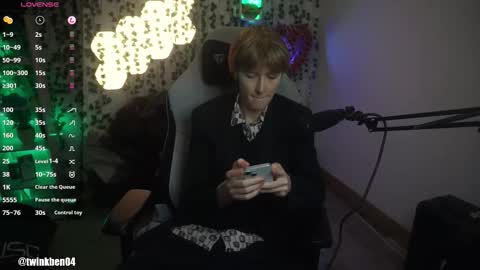 Snapshot of twinkben04 chatting on 09/25/25, 07:39 Ben online show from 09/25/25, 07:39