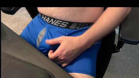 Snapshot of twinkboylover321 chatting on 04/16/26, 09:39 Tell me what to do online show from 04/16/26, 09:39