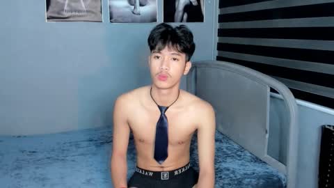 Snapshot of twinkclark chatting on 11/01/25, 01:46 clark online show from 11/01/25, 01:46