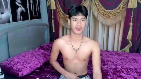 clark online show from 11/23/25, 10:48