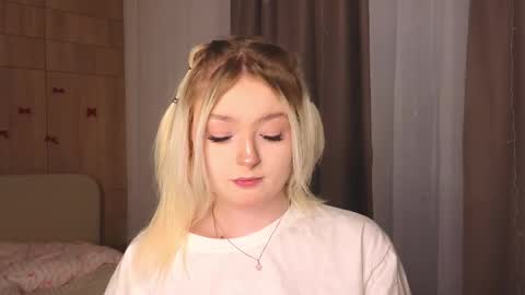 twinklefluff online show from 01/12/26, 04:01