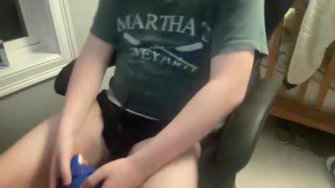 Snapshot of twinkmikexxx12 chatting on 03/04/26, 02:28 mike online show from 03/04/26, 02:28