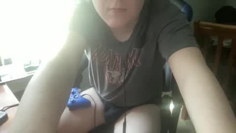 Snapshot of twinkmikexxx12 chatting on 03/25/26, 07:53 mike online show from 03/25/26, 07:53