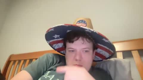 Snapshot of twinkmikexxx12 chatting on 07/06/26, 09:39 mike online show from 07/06/26, 09:39