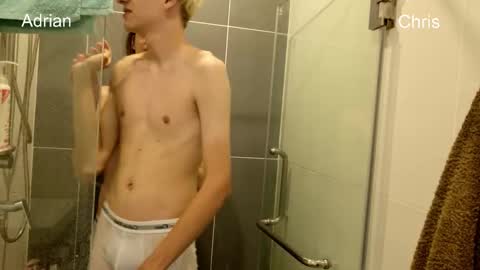 Adrian  Chris vers online show from 09/28/25, 12:10