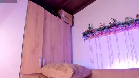 Snapshot of twinksboys_23 chatting on 01/10/26, 08:43 twinksboys_23 online show from 01/10/26, 08:43