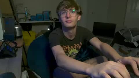 shytwink online show from 09/16/25, 02:51