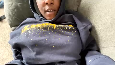 Snapshot of twinpieks chatting on 03/24/26, 10:15 twinpieks online show from 03/24/26, 10:15