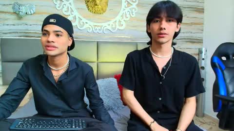 Snapshot of twinslovers_ chatting on 09/09/25, 09:47 twinslovers_ online show from 09/09/25, 09:47