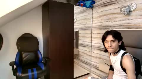 Snapshot of twinslovers_ chatting on 12/01/25, 09:53 twinslovers_ online show from 12/01/25, 09:53