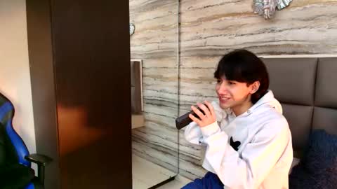 Snapshot of twinslovers_ chatting on 12/05/25, 03:26 twinslovers_ online show from 12/05/25, 03:26