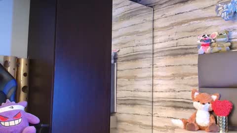 twinslovers_ online show from 02/27/26, 04:01