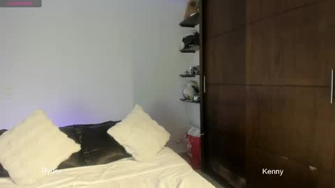 twintease online show from 02/25/25, 04:10