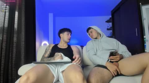 twintease online show from 10/16/25, 01:12