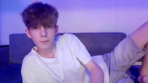 Snapshot of twishadow chatting on 02/17/26, 08:44 TwiShadow online show from 02/17/26, 08:44