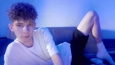 Snapshot of twishadow chatting on 02/25/26, 08:35 TwiShadow online show from 02/25/26, 08:35