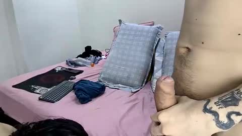 Snapshot of two_souls69 chatting on 03/25/26, 08:26 Matt online show from 03/25/26, 08:26