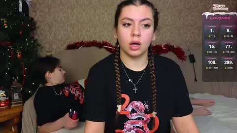 Welcome guys We Lili and Vic  PVT open online show from 12/31/24, 07:10