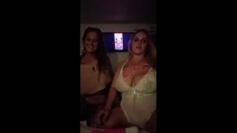 Twocrazy85 online show from 12/21/24, 07:35