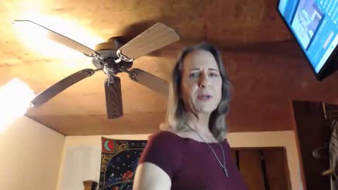 Snapshot of twocumkerry chatting on 04/12/26, 03:44 twocumkerry online show from 04/12/26, 03:44